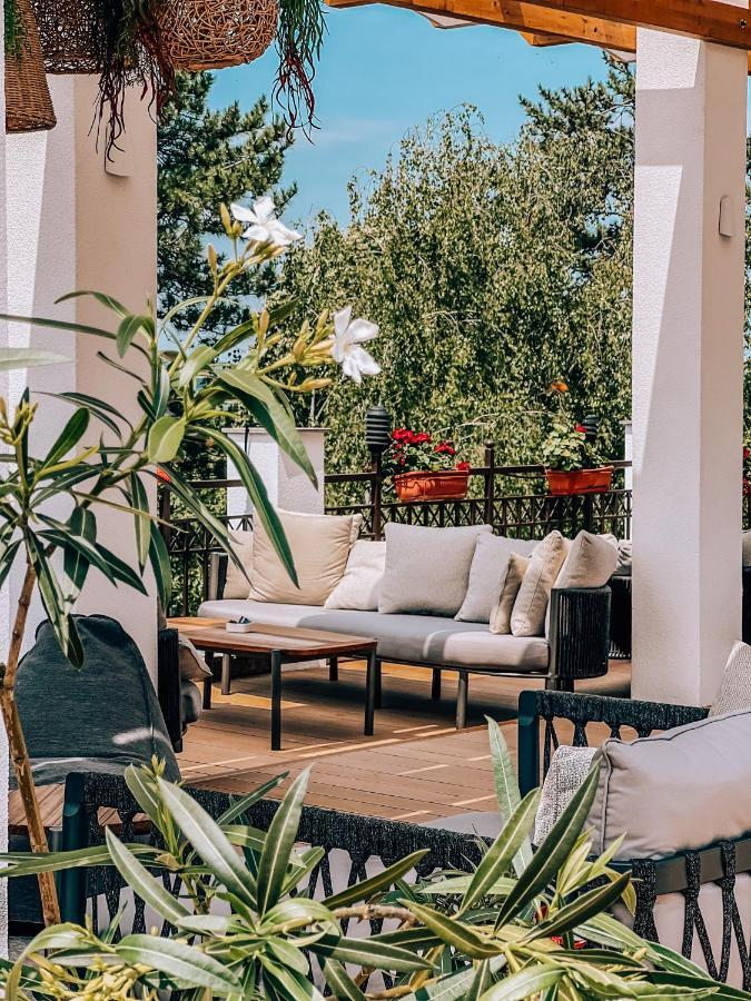 Garden Apartments In Santa Marina Village Sozopol Exterior foto