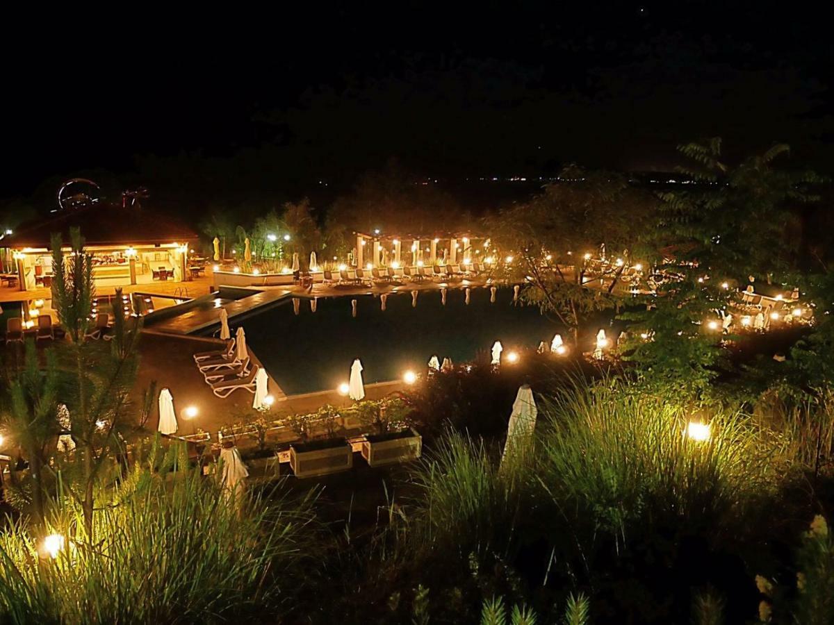Garden Apartments In Santa Marina Village Sozopol Exterior foto